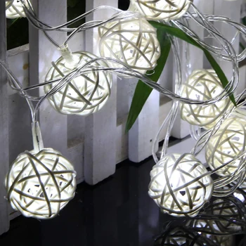 Novo Leto je Božič Praznik Luči v Zaprtih prostorih in na Prostem Božično Drevo Dekorativne Luči LED Rattan Kroglice Garland Luči