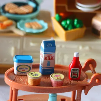Miniaturni Lutke Simulacije ketchup Sladoled Jogurt Mleko 1:12 Lutka Hiša Mini Igra Hrane za Lutke, Dodatki za Vroče Prodaje