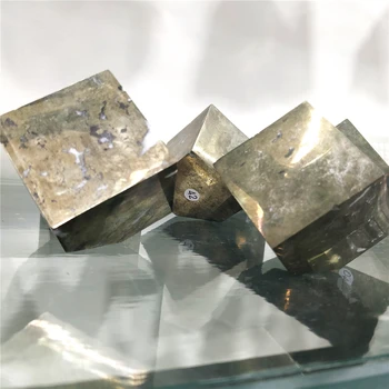 Naravni Pyrite Heptahedron Kocka Kamen Kvadratnih Ornament Mineralni Kristali Pomagajo In Dekor Prostora Oblikovanje Kolekcije Vintage Nakit 19008