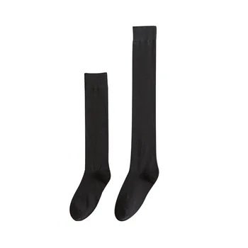 Dolgo cev nogavice ženske nad kolena ins plima tanke spomladi in jeseni tele jk črni strogo vertikalne sredini cevi Japonski visoko cev nogavice