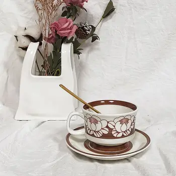Skodelico kave Krožnik in Žlico Set Retro Evropske Cvetlični Vzorec, Popoldanski Čaj Keramični Kreveljiti High-End Aparati Restavracija